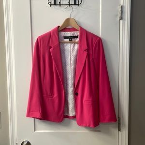 Kensie blazer. Like new condition.